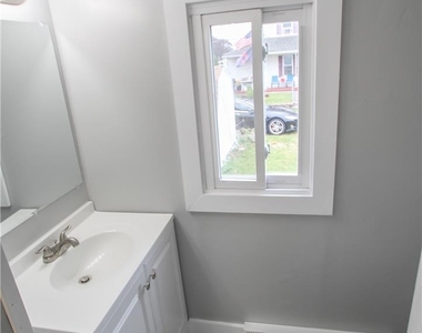 933 Philadelphia Road - Photo Thumbnail 8