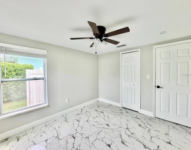 425 Orangewood Drive - Photo Thumbnail 19