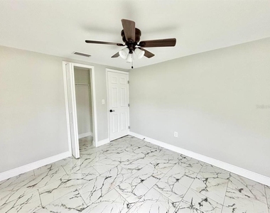 425 Orangewood Drive - Photo Thumbnail 18