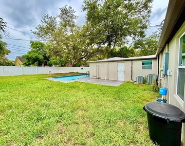 425 Orangewood Drive - Photo Thumbnail 34