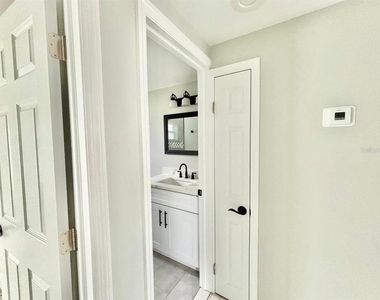 425 Orangewood Drive - Photo Thumbnail 29