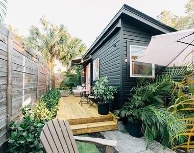 2705 N Oakdale Avenue - Photo Thumbnail 16