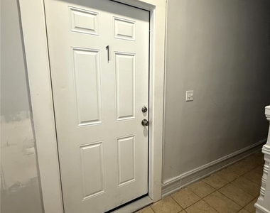 123 N 11th Street - Photo Thumbnail 2