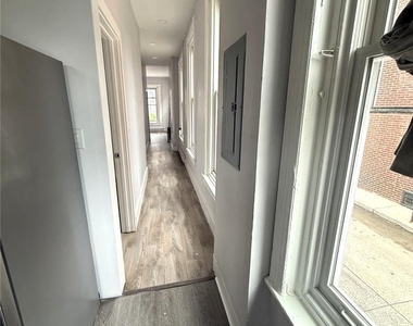 123 N 11th Street - Photo Thumbnail 9