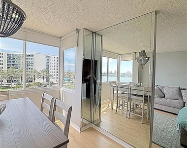 660 Island Way - Photo Thumbnail 19