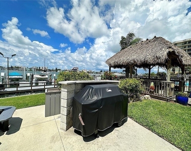 660 Island Way - Photo Thumbnail 47