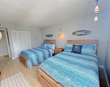 660 Island Way - Photo Thumbnail 29