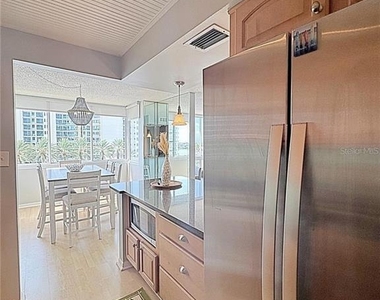 660 Island Way - Photo Thumbnail 18