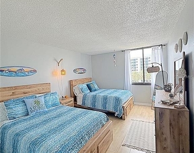 660 Island Way - Photo Thumbnail 28