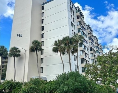 660 Island Way - Photo Thumbnail 1