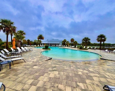 5062 Avalon Park Boulevard - Photo Thumbnail 26