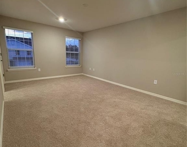 2734 Idyll Lake Circle - Photo Thumbnail 10