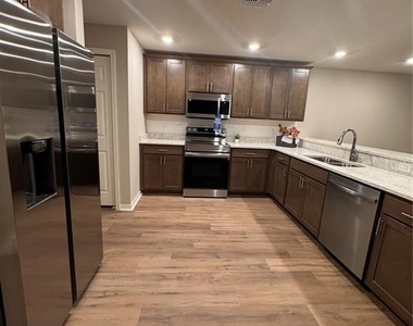 2734 Idyll Lake Circle - Photo Thumbnail 2