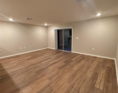 2734 Idyll Lake Circle - Photo Thumbnail 3
