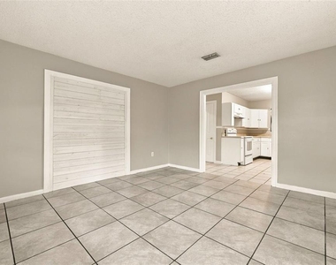 116 W Osborne Avenue - Photo Thumbnail 4