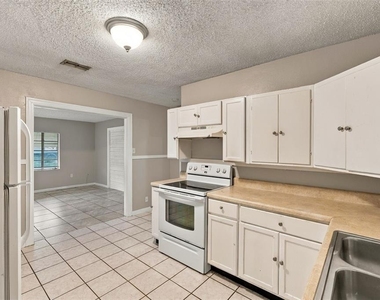 116 W Osborne Avenue - Photo Thumbnail 12