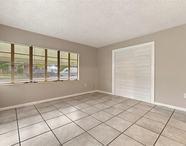 116 W Osborne Avenue - Photo Thumbnail 3