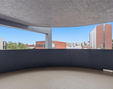 1108 N Franklin Street - Photo Thumbnail 18