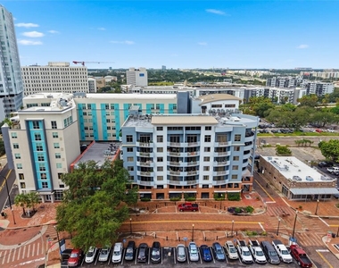 1108 N Franklin Street - Photo Thumbnail 32