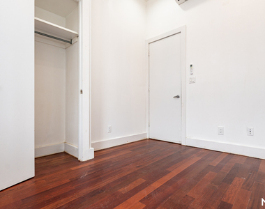 276 Boerum St - Photo Thumbnail 7