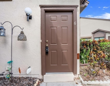 3112 S Semoran Boulevard - Photo Thumbnail 1