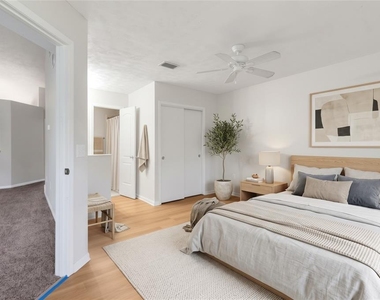 3112 S Semoran Boulevard - Photo Thumbnail 11