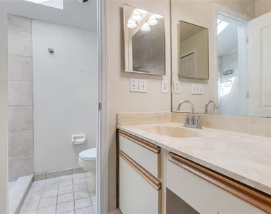 3112 S Semoran Boulevard - Photo Thumbnail 24