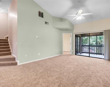 3112 S Semoran Boulevard - Photo Thumbnail 3