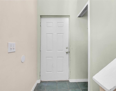 3112 S Semoran Boulevard - Photo Thumbnail 30