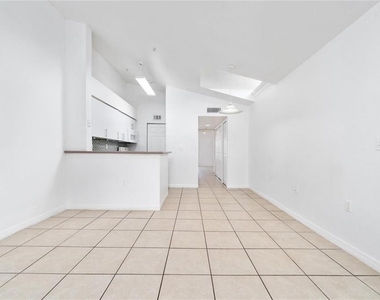 5017 City Street - Photo Thumbnail 2