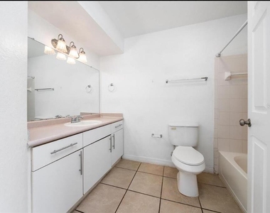 5017 City Street - Photo Thumbnail 8