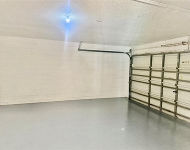 1131 Chichester Court - Photo Thumbnail 22