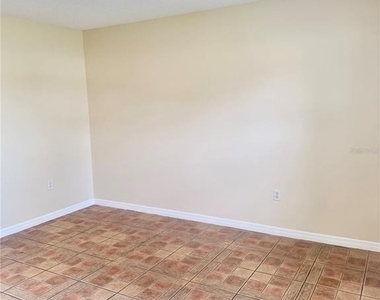 1131 Chichester Court - Photo Thumbnail 9