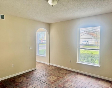 1131 Chichester Court - Photo Thumbnail 6