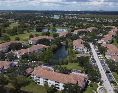13905 Fairway Island Drive - Photo Thumbnail 22