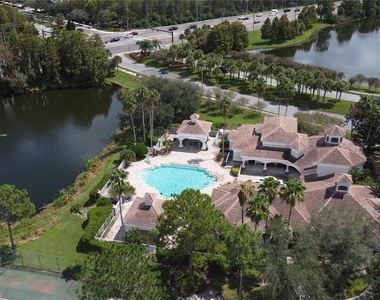 13905 Fairway Island Drive - Photo Thumbnail 19