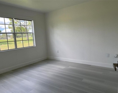 13905 Fairway Island Drive - Photo Thumbnail 6