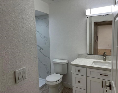 13905 Fairway Island Drive - Photo Thumbnail 14