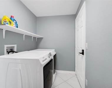 119 Hypolita Avenue - Photo Thumbnail 17