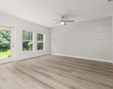 9772 Tivoli Villa Drive - Photo Thumbnail 10