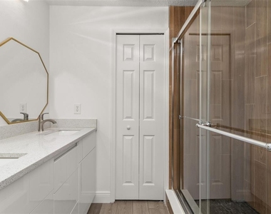 9772 Tivoli Villa Drive - Photo Thumbnail 25