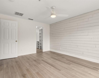 9772 Tivoli Villa Drive - Photo Thumbnail 23