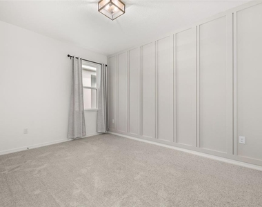 1267 Normandy Drive - Photo Thumbnail 31
