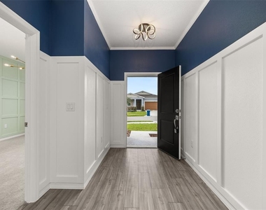 1267 Normandy Drive - Photo Thumbnail 1