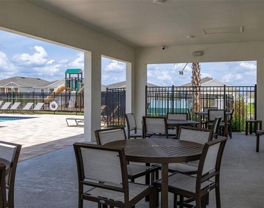 1267 Normandy Drive - Photo Thumbnail 44