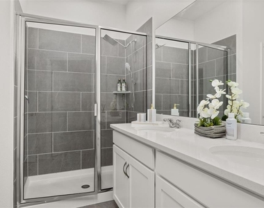 1267 Normandy Drive - Photo Thumbnail 23