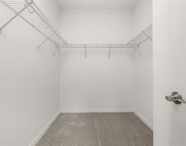 1267 Normandy Drive - Photo Thumbnail 7