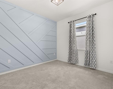 1267 Normandy Drive - Photo Thumbnail 27