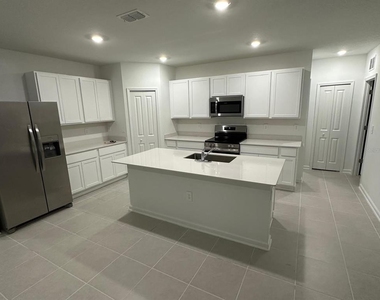 3554 Kimbrough Drive - Photo Thumbnail 4