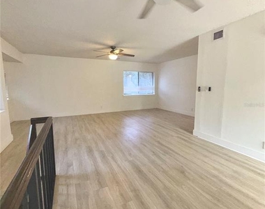 191 Wimbledon Lake Drive - Photo Thumbnail 3